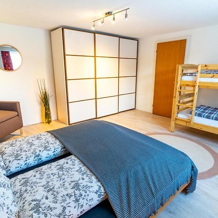 Charmantes Apartment Mit Grossem Garten .Kids4Free. Flims Ngoại thất bức ảnh